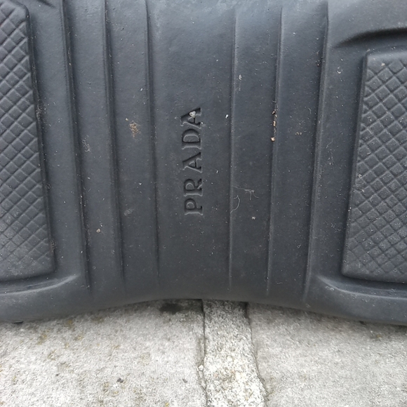 Prada America's Cup hi size 12 - Picture 3 of 14
